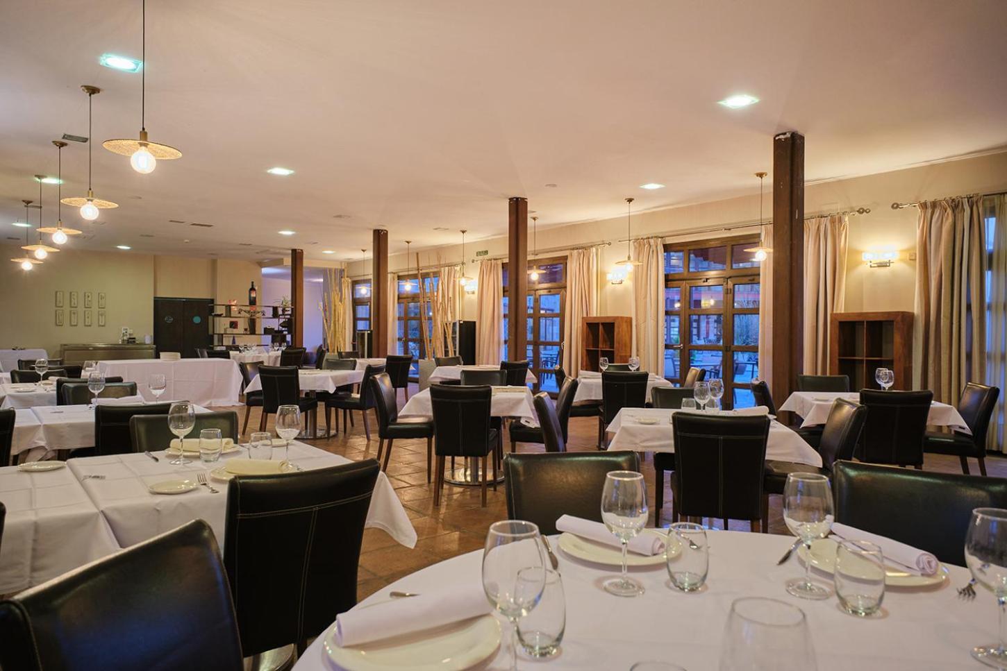 Hotel Spa Villa Nazules Chueca Exterior photo