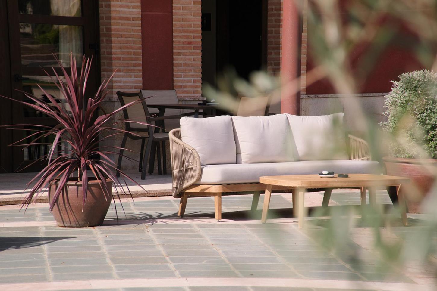 Hotel Spa Villa Nazules Chueca Exterior photo